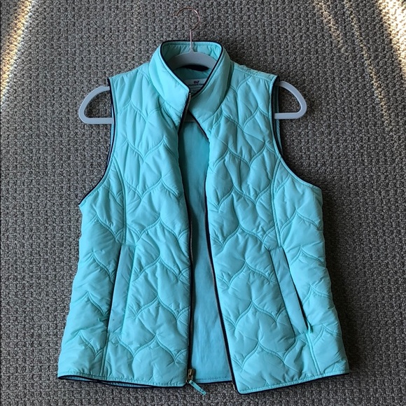 Vineyard Vines Whale Tale Vest - Picture 1 of 3